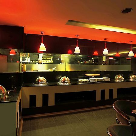 Corporate Regency Hotel Új-Delhi Kültér fotó