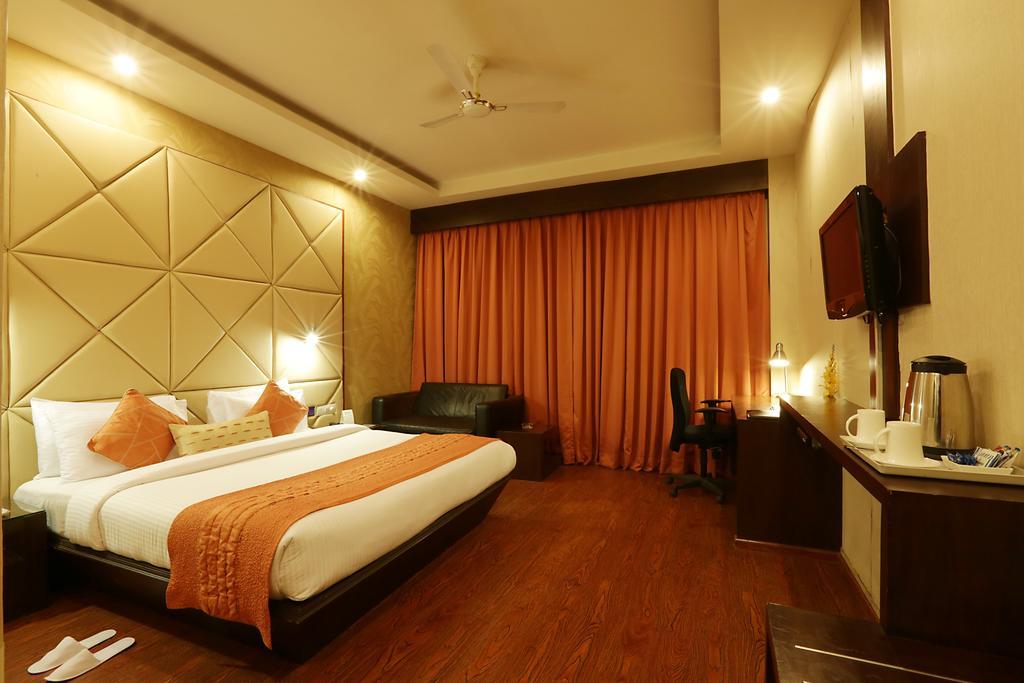 Corporate Regency Hotel Új-Delhi Kültér fotó