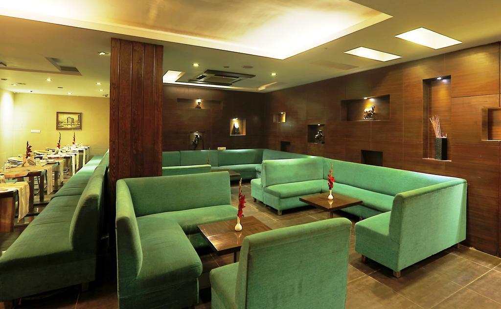 Corporate Regency Hotel Új-Delhi Kültér fotó