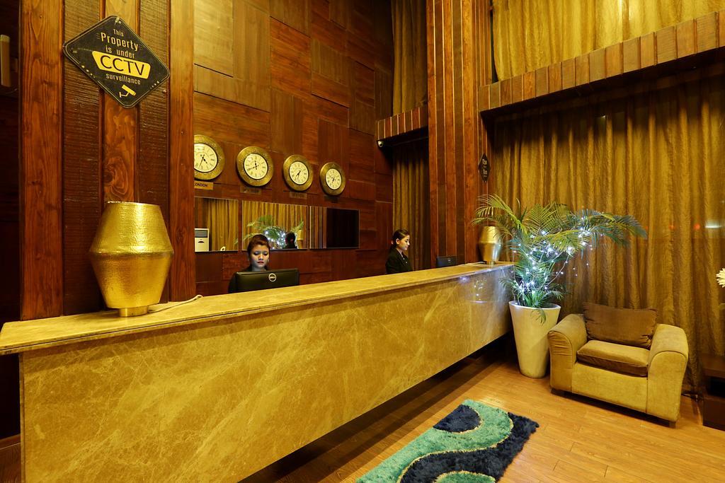 Corporate Regency Hotel Új-Delhi Kültér fotó